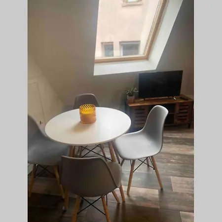 Apartment 4p Hypercentre. Place De Cathedrale